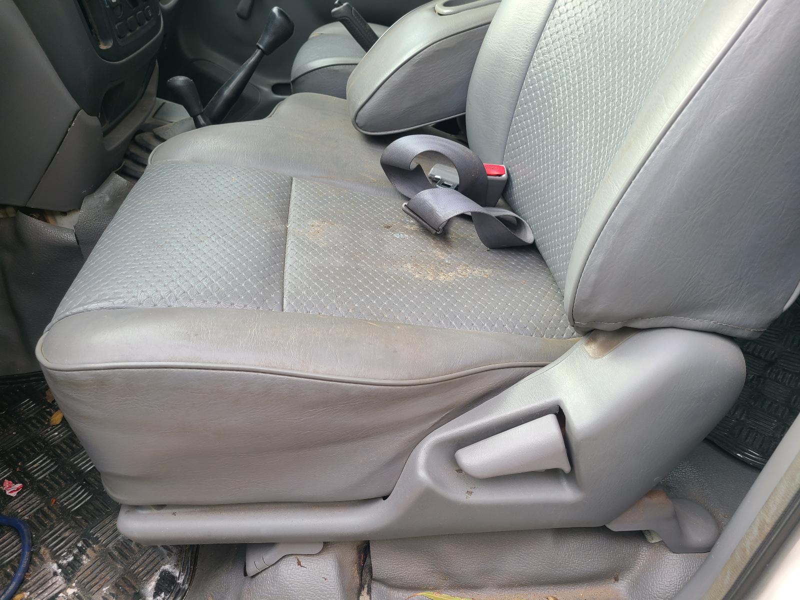 Toyota Landcruiser 2001 4 Door Station Wagon View Toyota Landcruiser 2001 4 Door Station Wagon