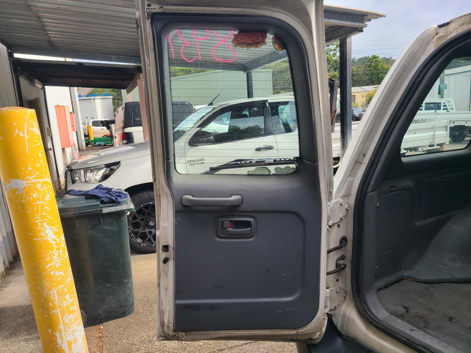 Toyota Landcruiser 2001 4 Door Station Wagon View Toyota Landcruiser 2001 4 Door Station Wagon