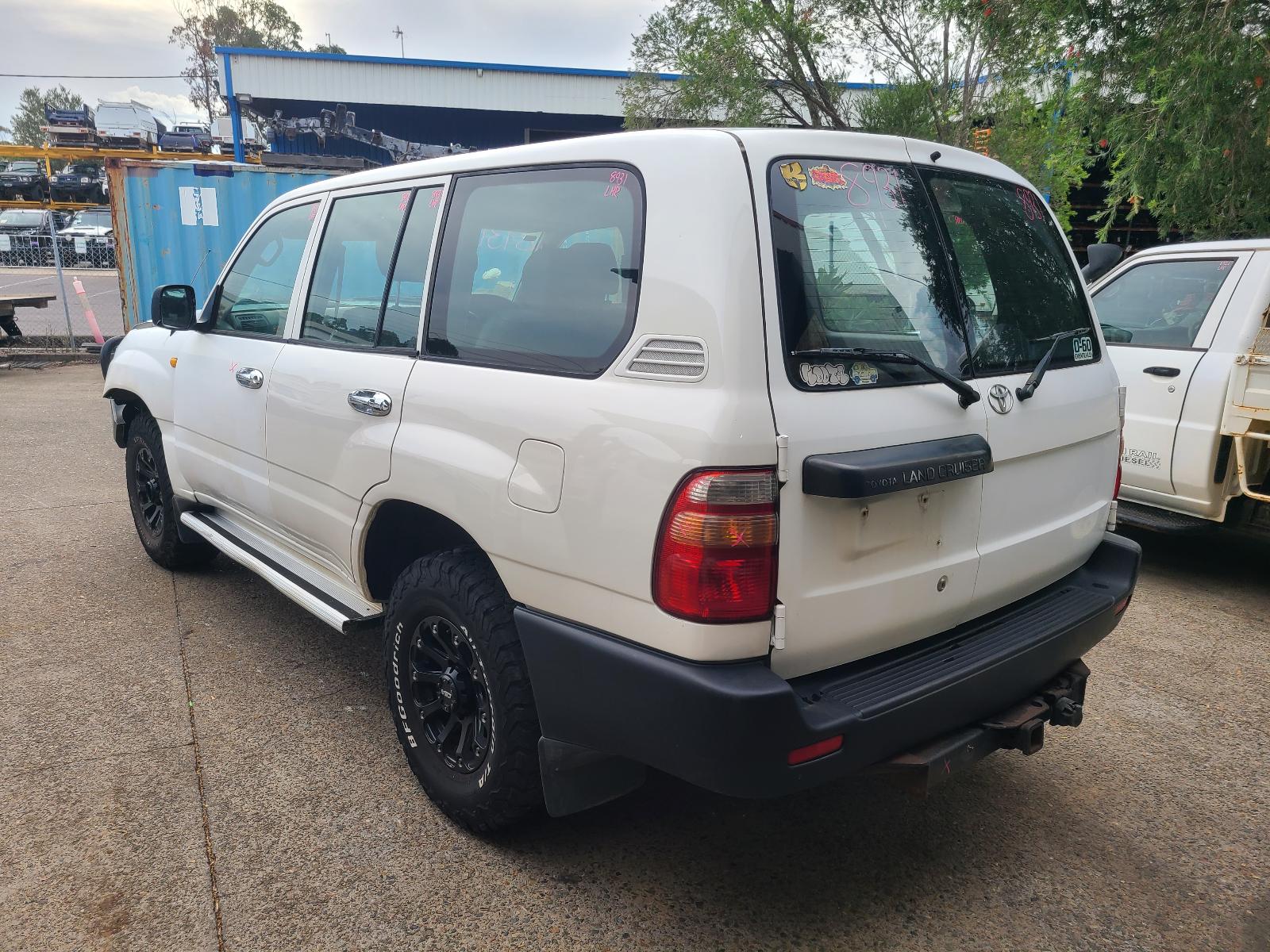 Toyota Landcruiser 2001 4 Door Station Wagon View Toyota Landcruiser 2001 4 Door Station Wagon
