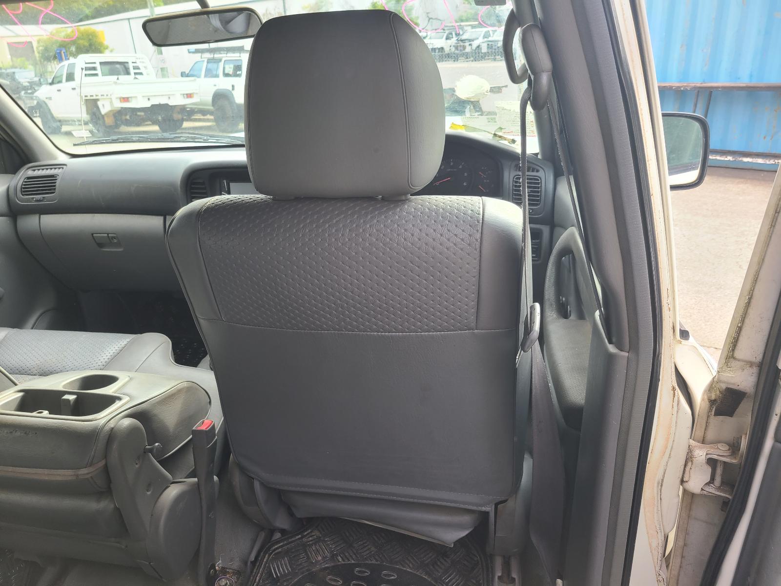 Toyota Landcruiser 2001 4 Door Station Wagon View Toyota Landcruiser 2001 4 Door Station Wagon