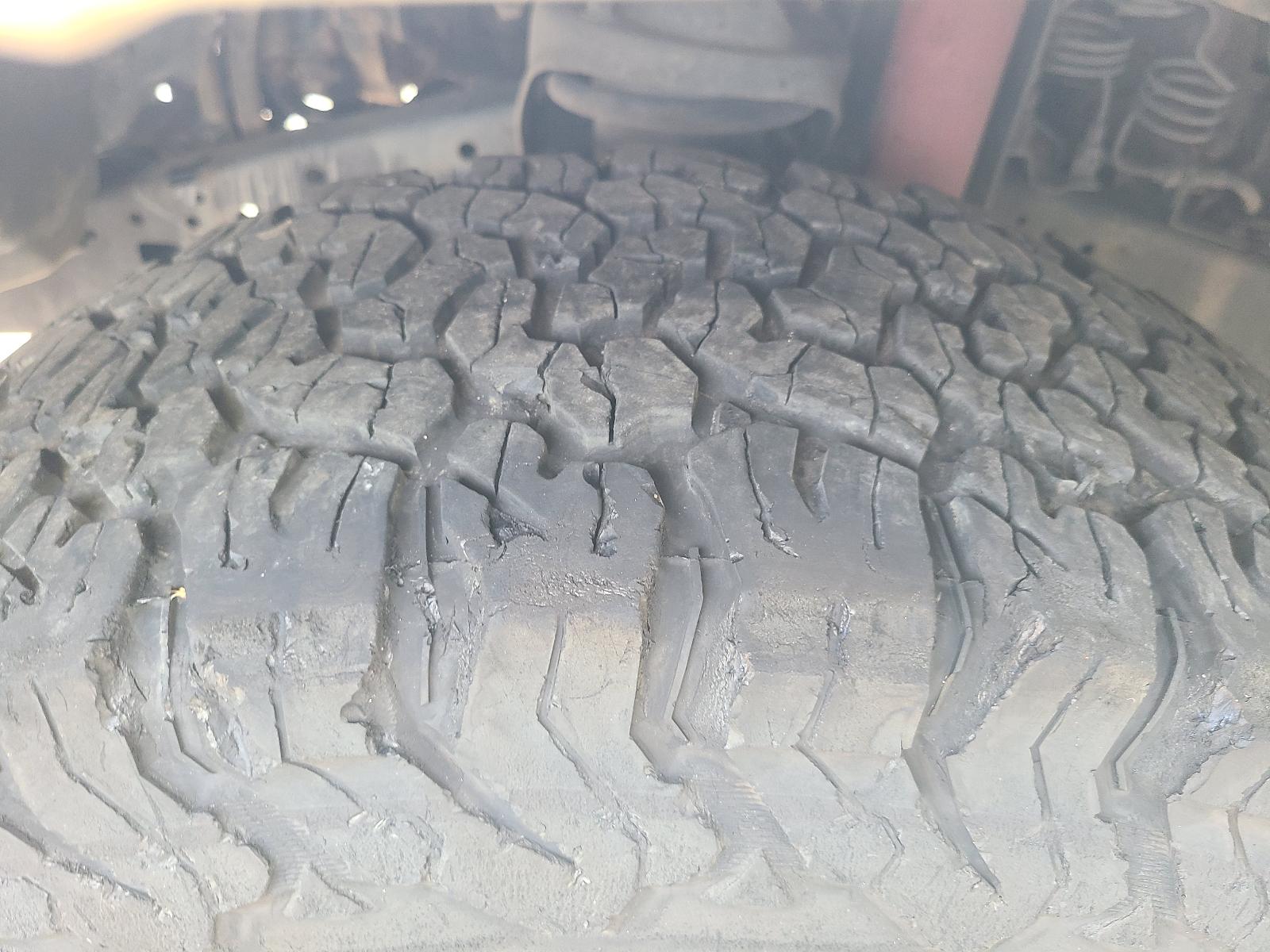 Toyota Landcruiser 2001 4 Door Station Wagon View Toyota Landcruiser 2001 4 Door Station Wagon