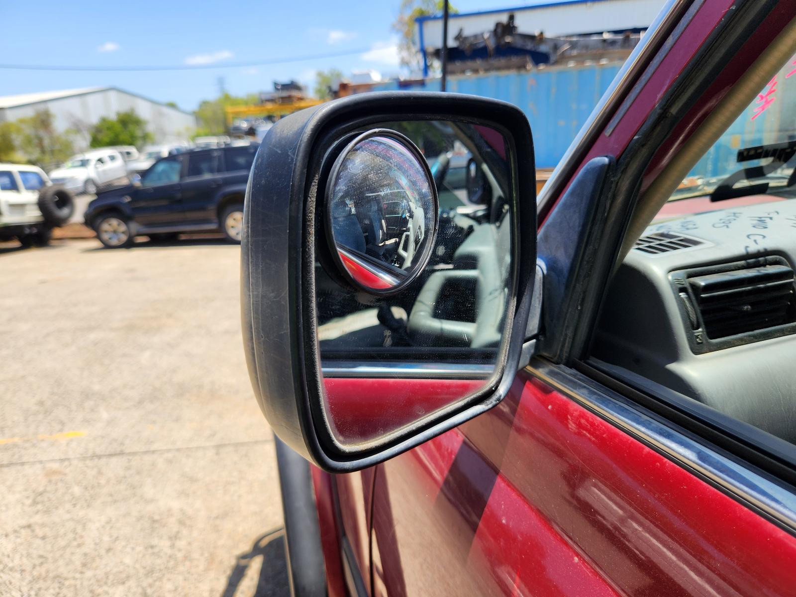 View Toyota Landcruiser 1997 4 Door Station Wagon