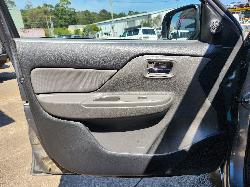 View Mitsubishi Triton 2017 4 Door Utility
