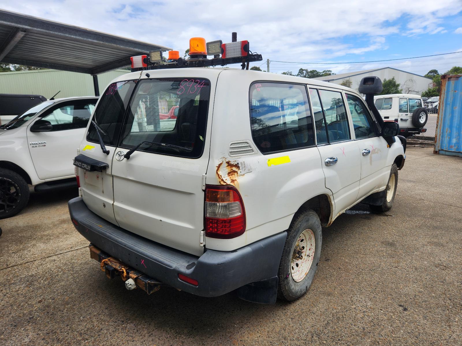 View Toyota Landcruiser 2006 4 Door Station Wagon