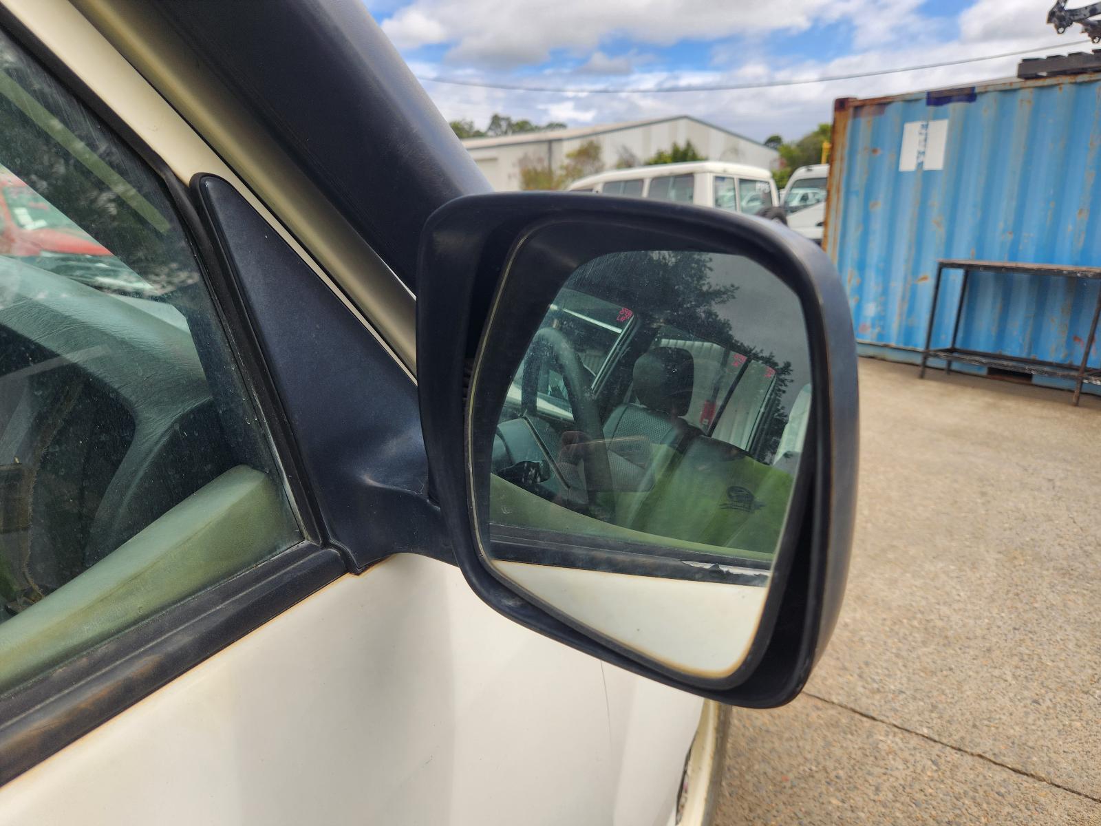 View Toyota Landcruiser 2006 4 Door Station Wagon