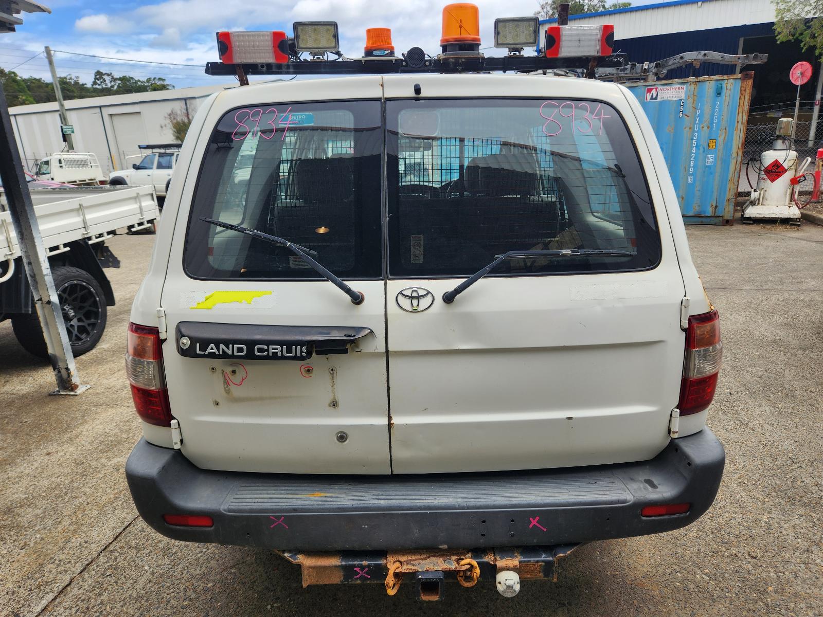 View Toyota Landcruiser 2006 4 Door Station Wagon