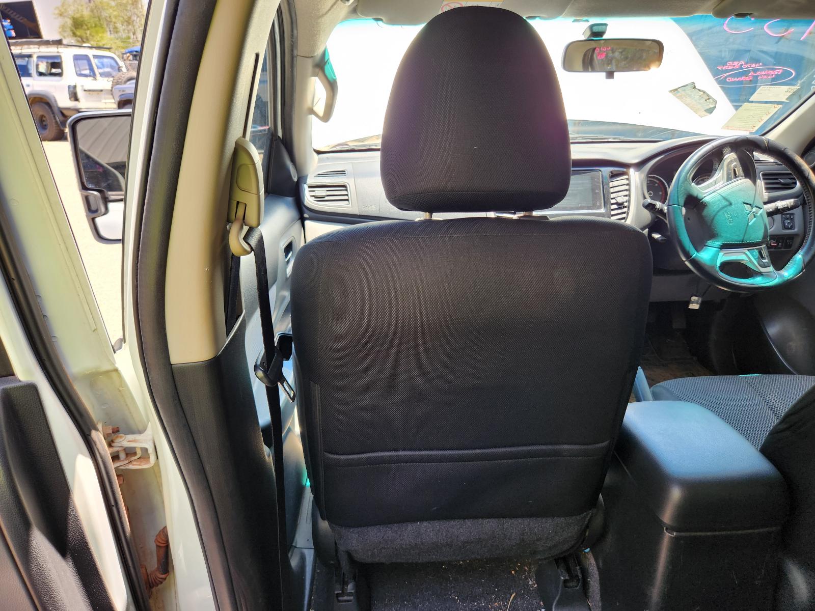 View Mitsubishi Triton 2017 4 Door Utility