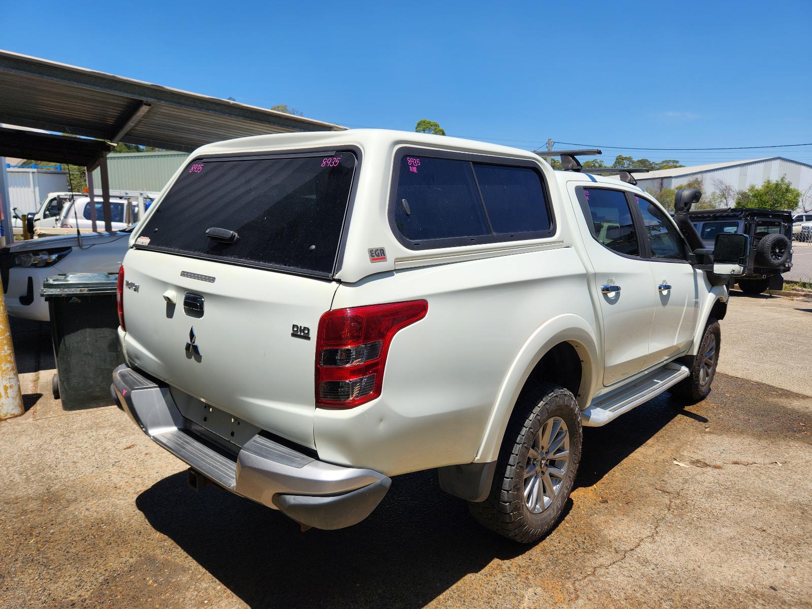 View Mitsubishi Triton 2017 4 Door Utility