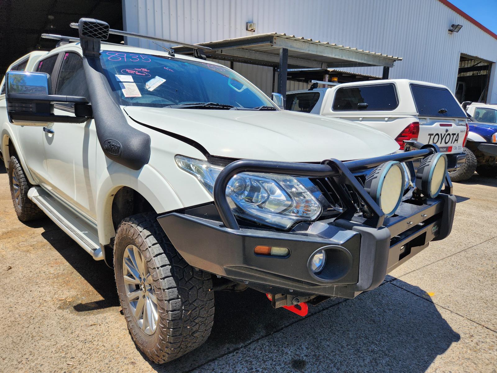 View Mitsubishi Triton 2017 4 Door Utility