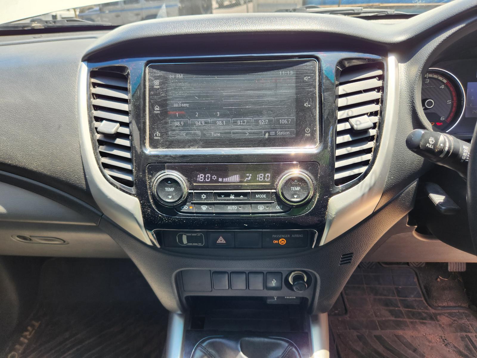 View Mitsubishi Triton 2017 4 Door Utility