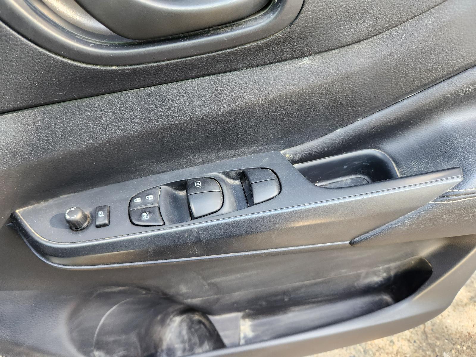 View Nissan Navara 2023  