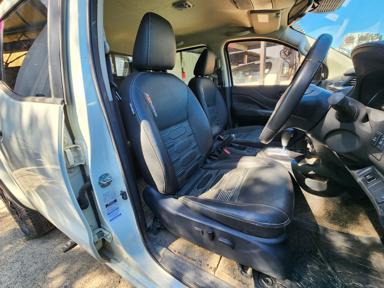 View Nissan Navara 2023  