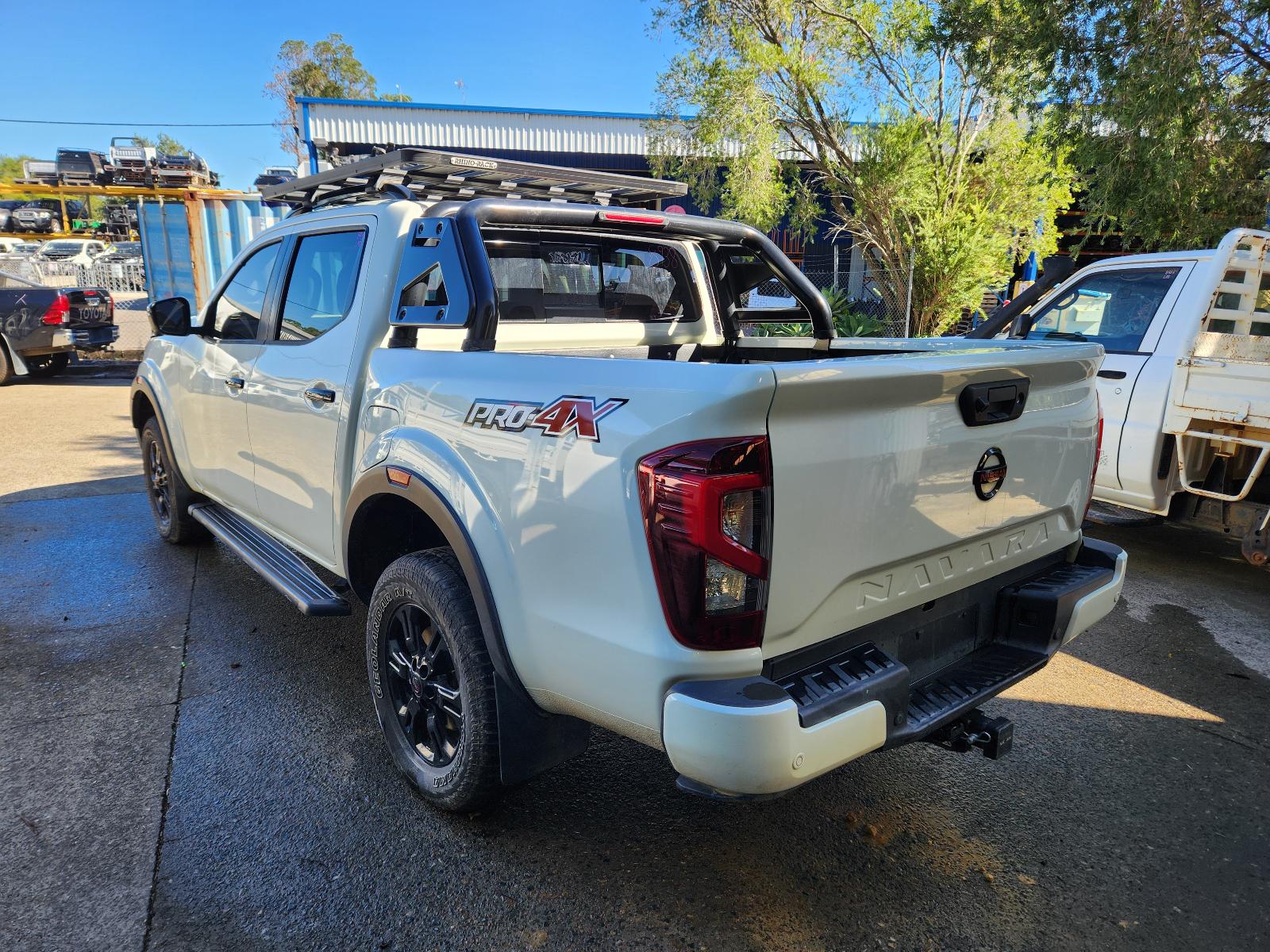 View Nissan Navara 2023  