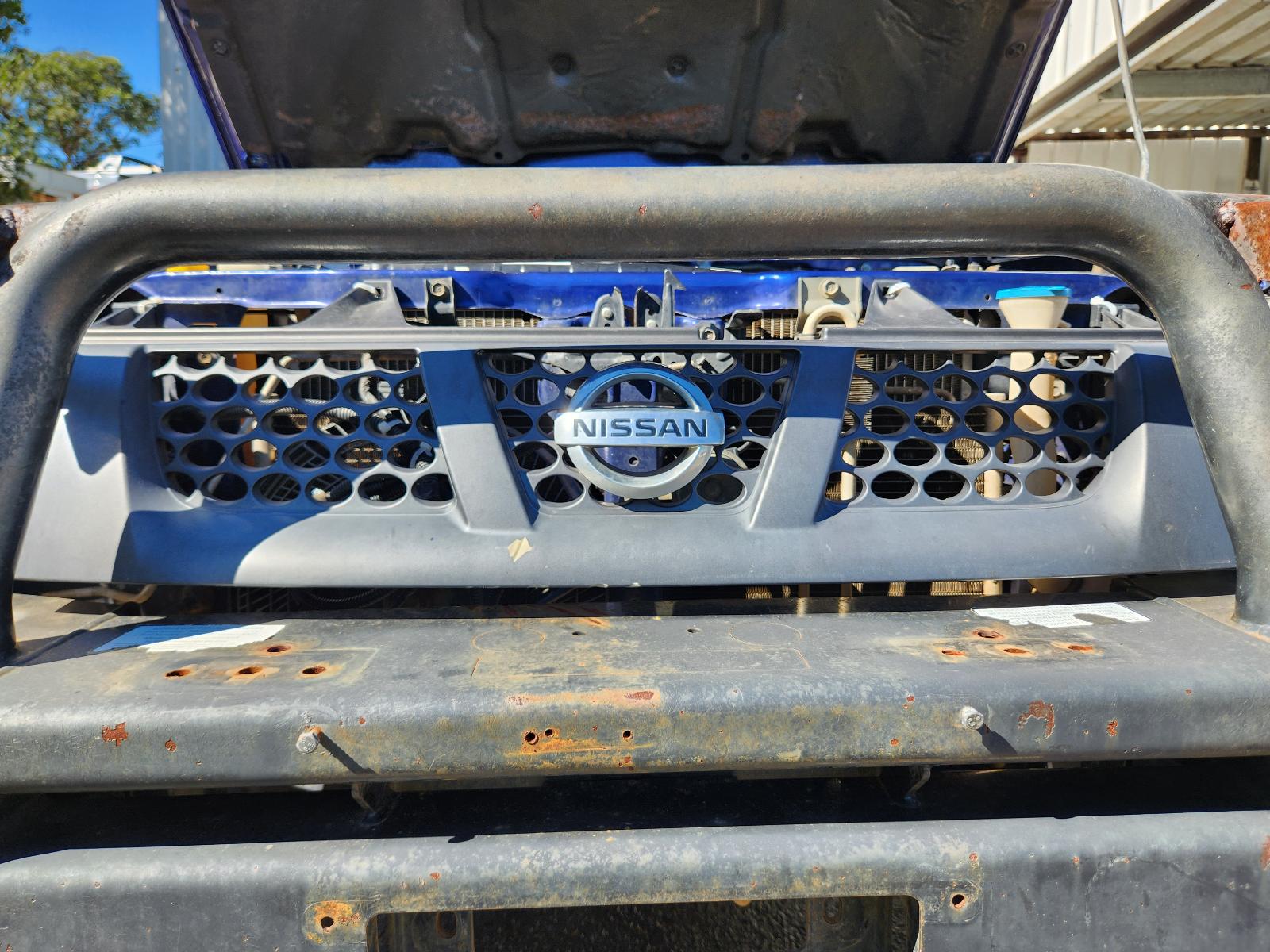 View Nissan Navara 2004  