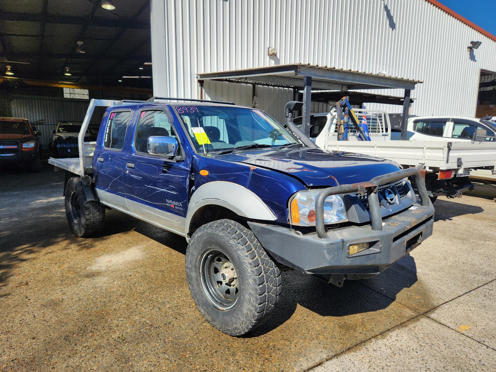 View Nissan Navara 2004  