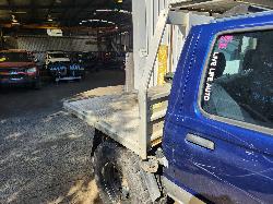 View Nissan Navara 2004  