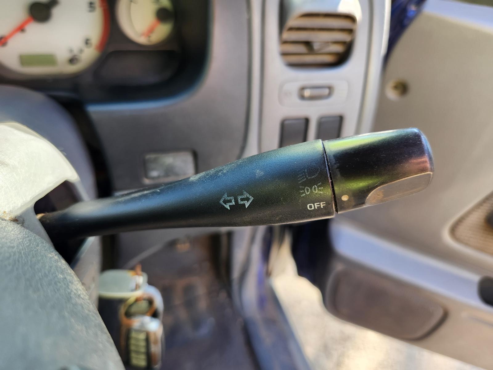 View Nissan Navara 2004  