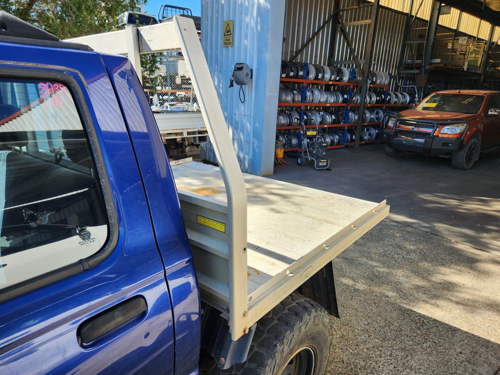 View Nissan Navara 2004  