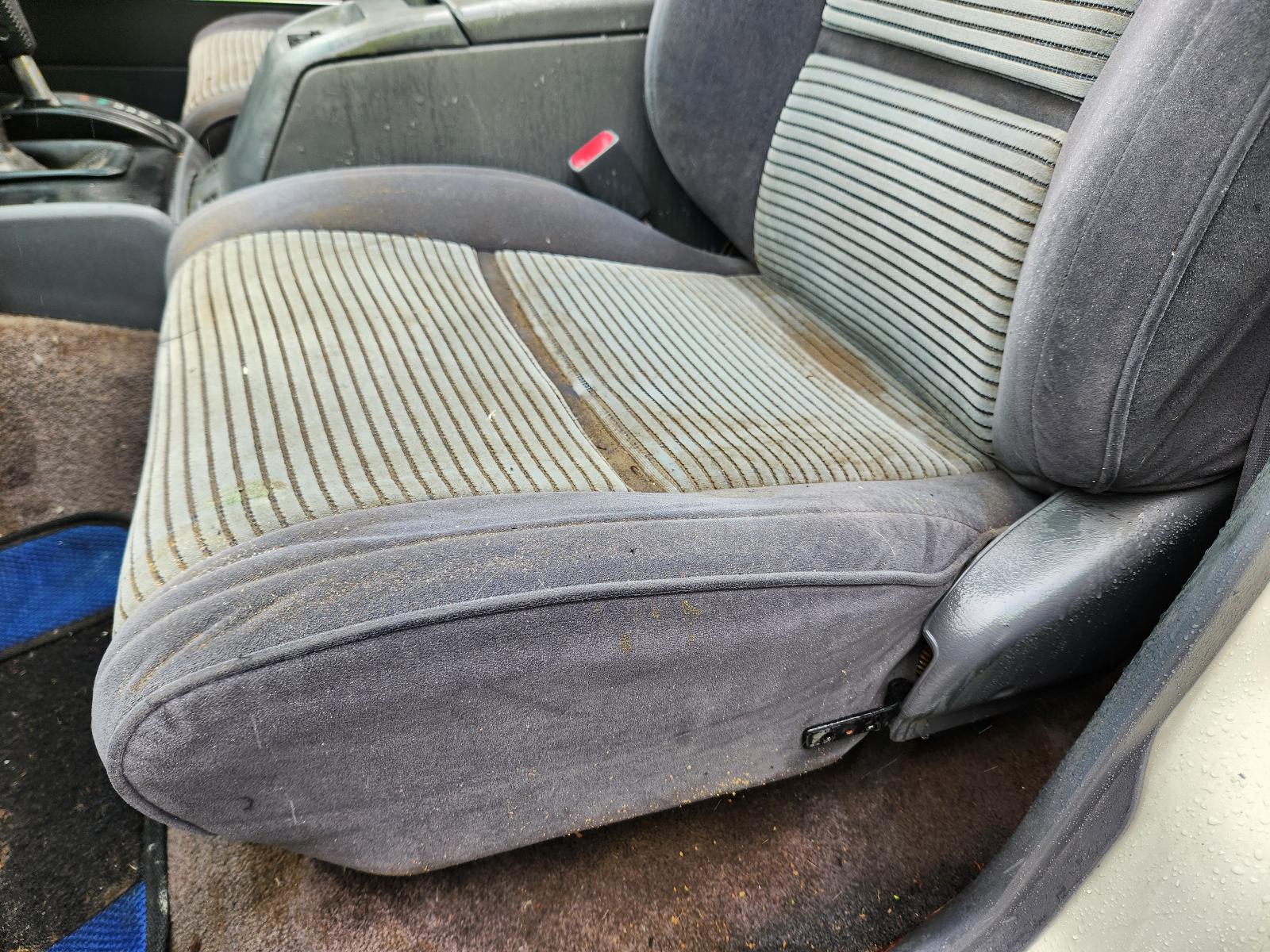View Toyota Landcruiser 1992 4 Door Station Wagon