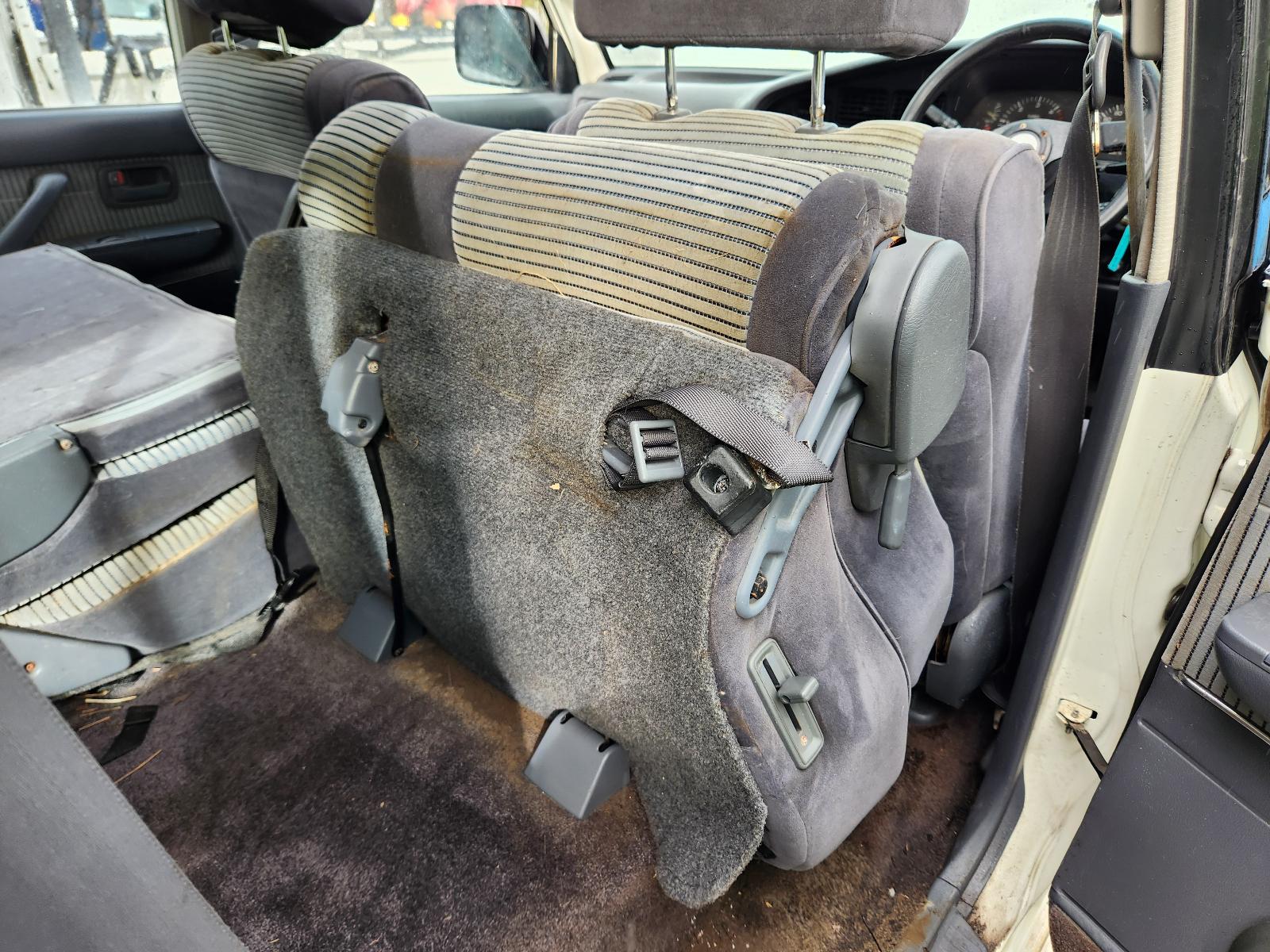 View Toyota Landcruiser 1992 4 Door Station Wagon