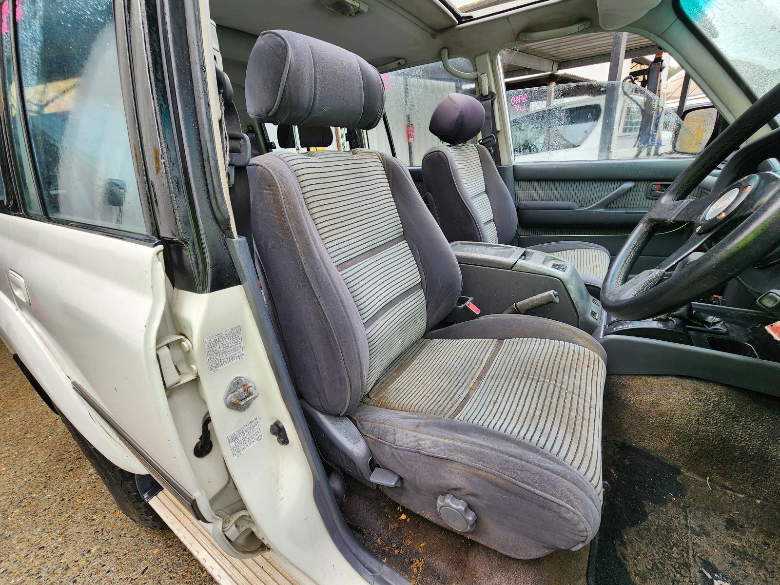 View Toyota Landcruiser 1992 4 Door Station Wagon