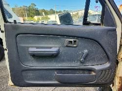 View Toyota Hilux 2002 2 Door Pickup