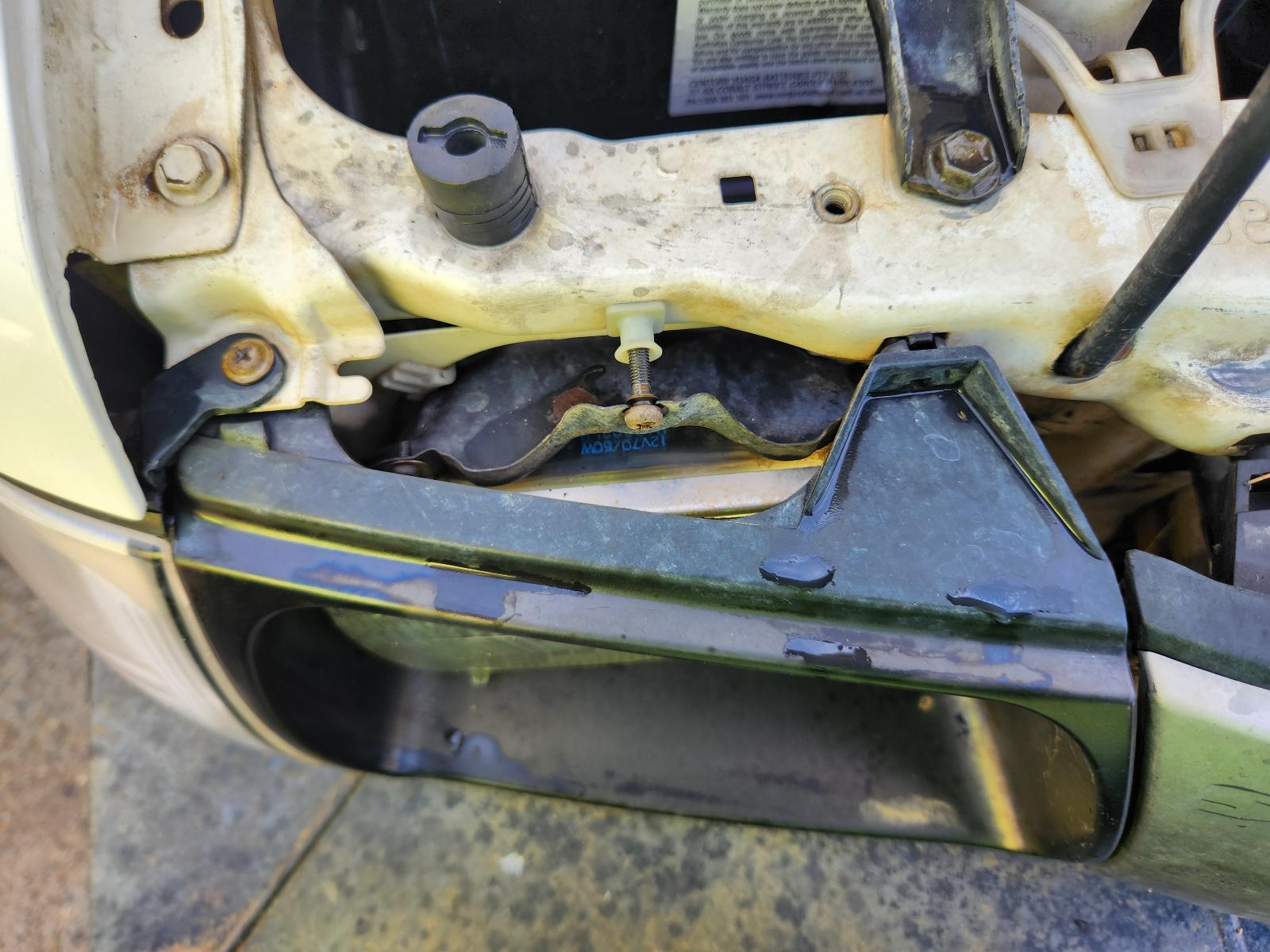 View Toyota Hilux 2002 2 Door Pickup