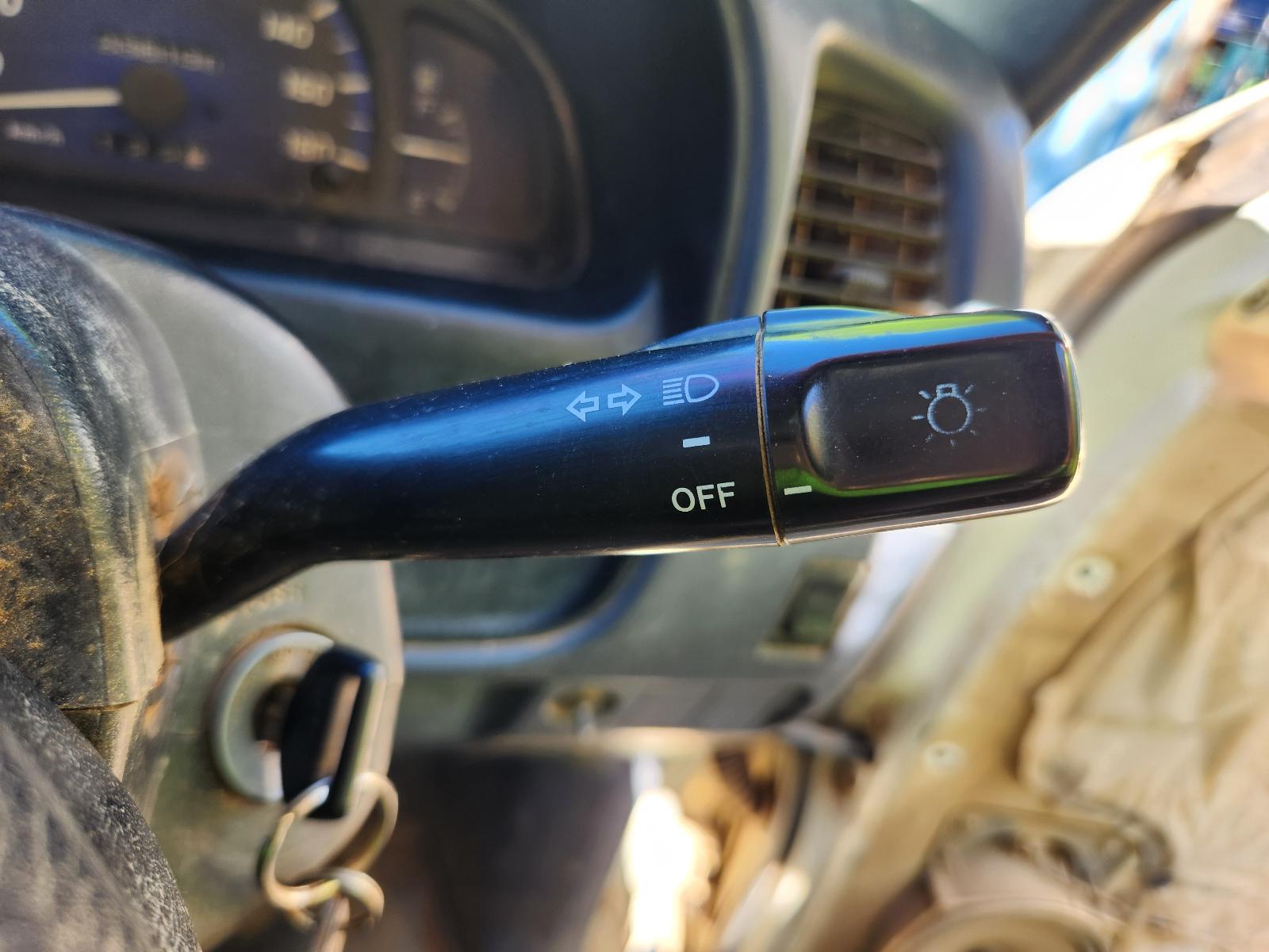 View Toyota Hilux 2002 2 Door Pickup