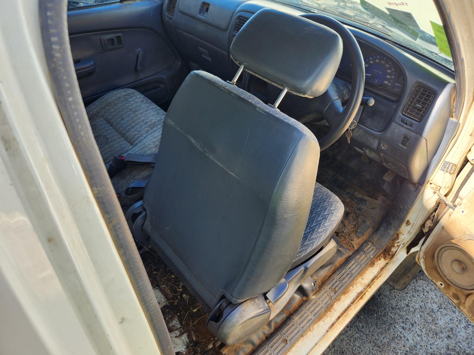 View Toyota Hilux 2002 2 Door Pickup