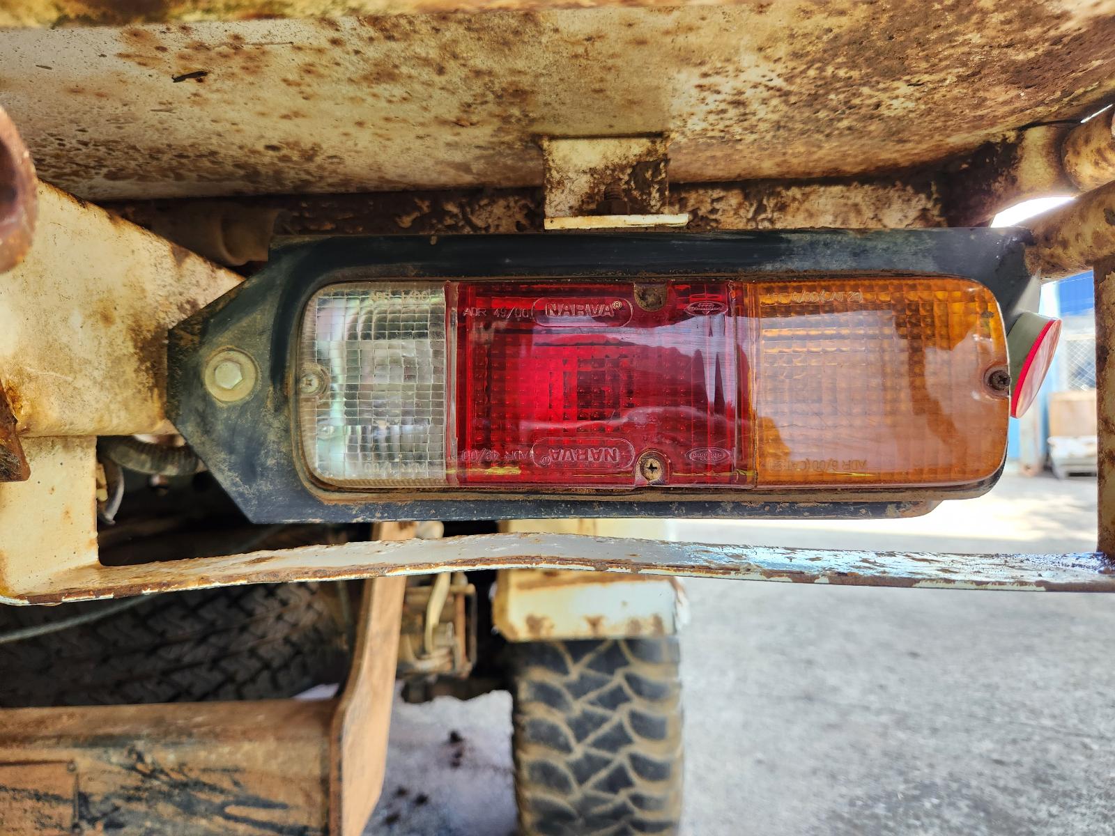 View Toyota Hilux 2002 2 Door Pickup