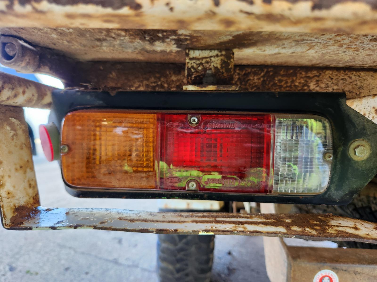 View Toyota Hilux 2002 2 Door Pickup