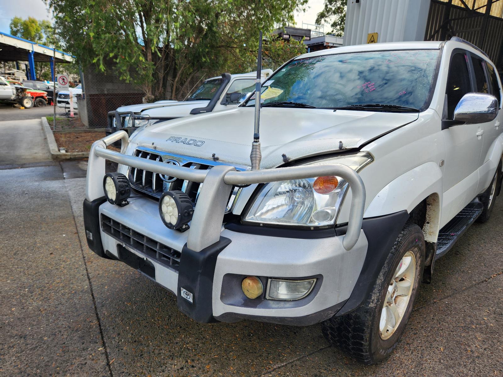 View Toyota Prado 2004  