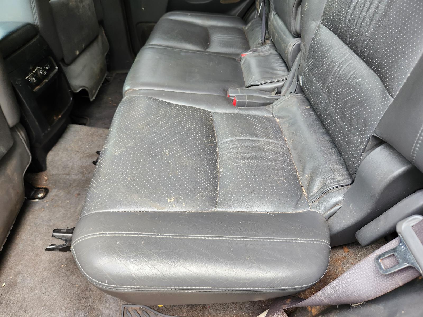 View Toyota Prado 2004  