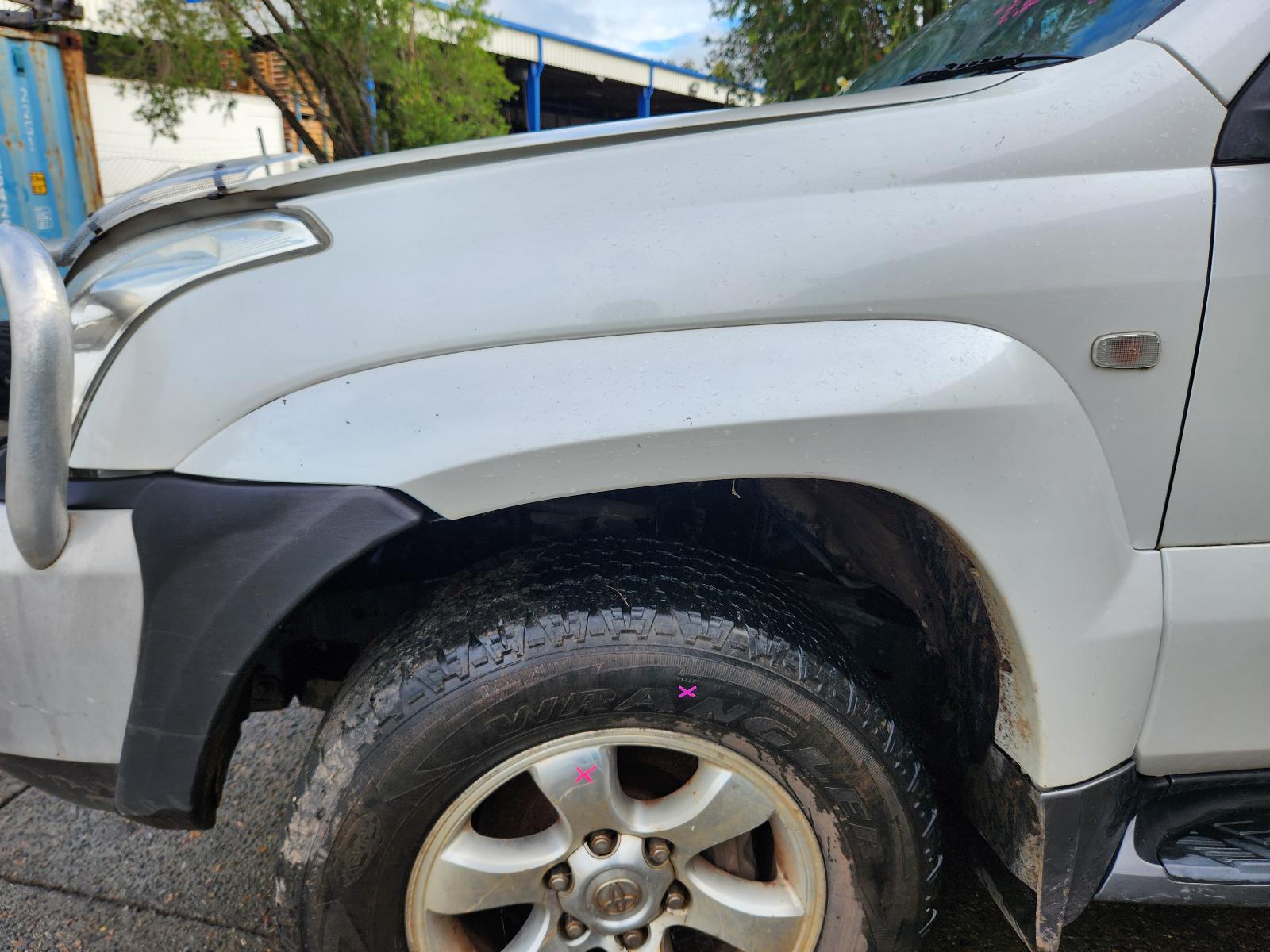 View Toyota Prado 2004  