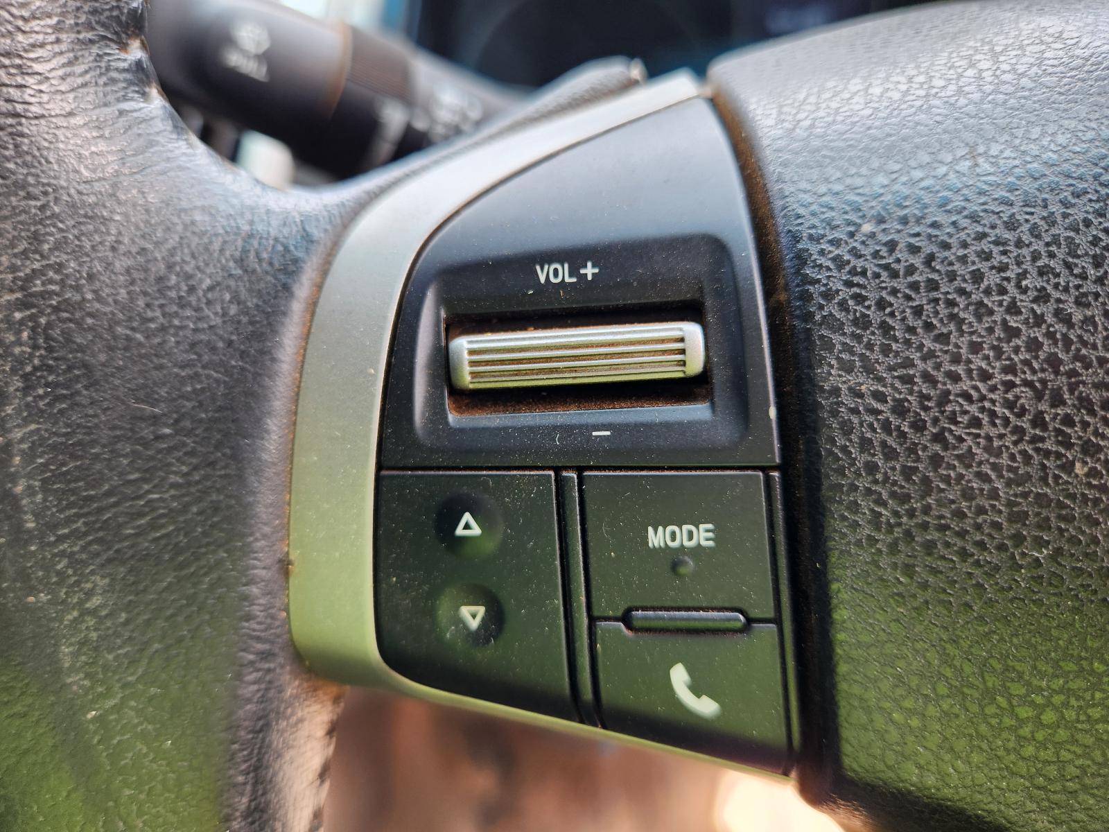 Isuzu Dmax 2014 4 Door Utility View Isuzu Dmax 2014 4 Door Utility