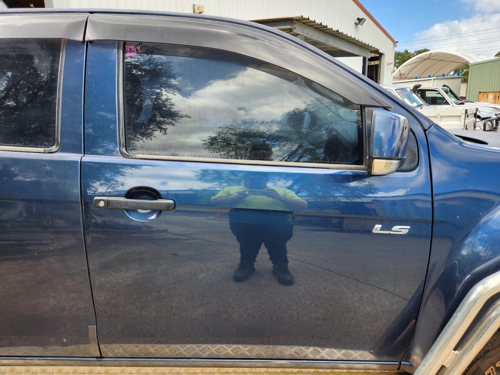 Isuzu Dmax 2014 4 Door Utility View Isuzu Dmax 2014 4 Door Utility