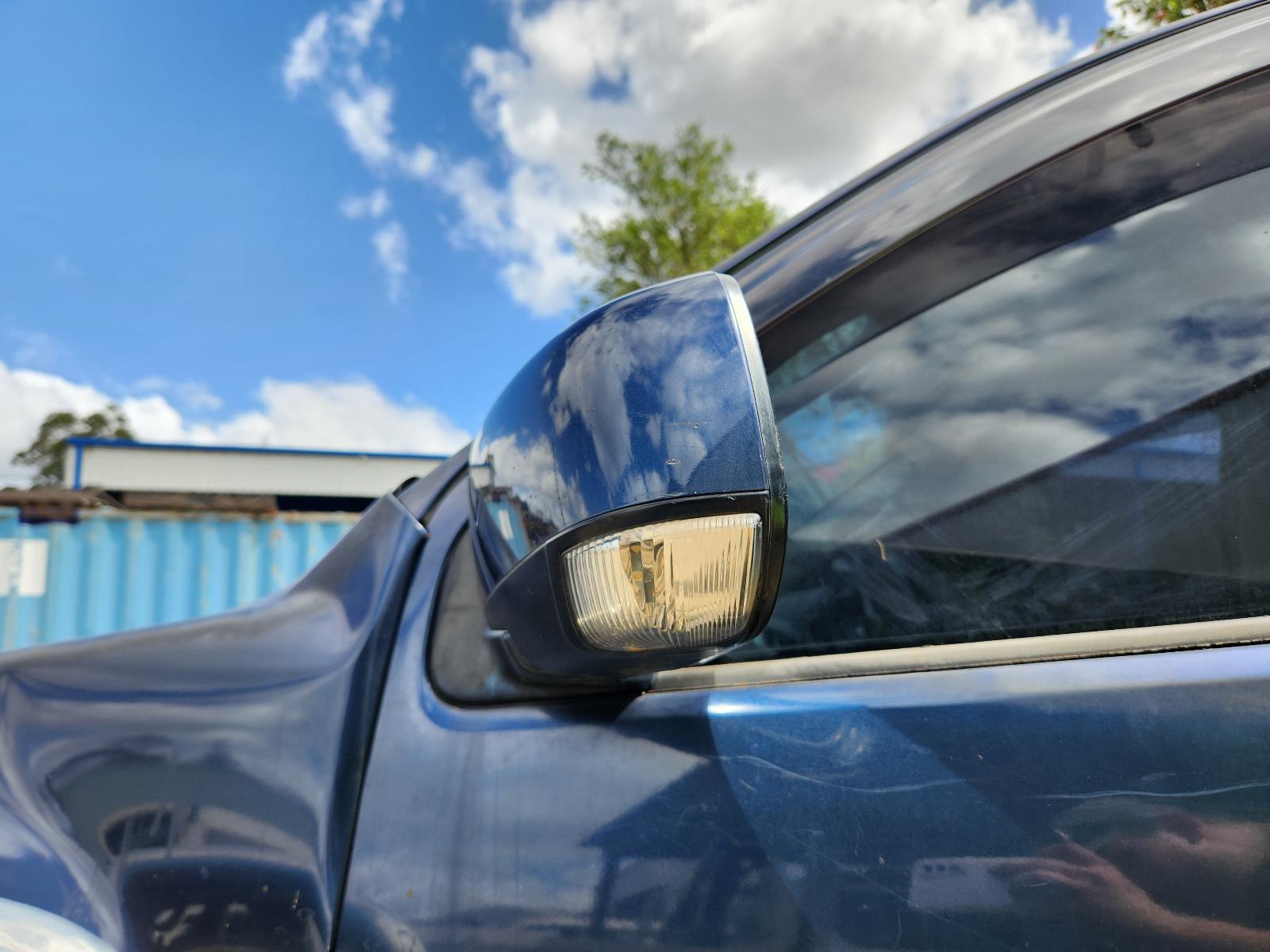 Isuzu Dmax 2014 4 Door Utility View Isuzu Dmax 2014 4 Door Utility