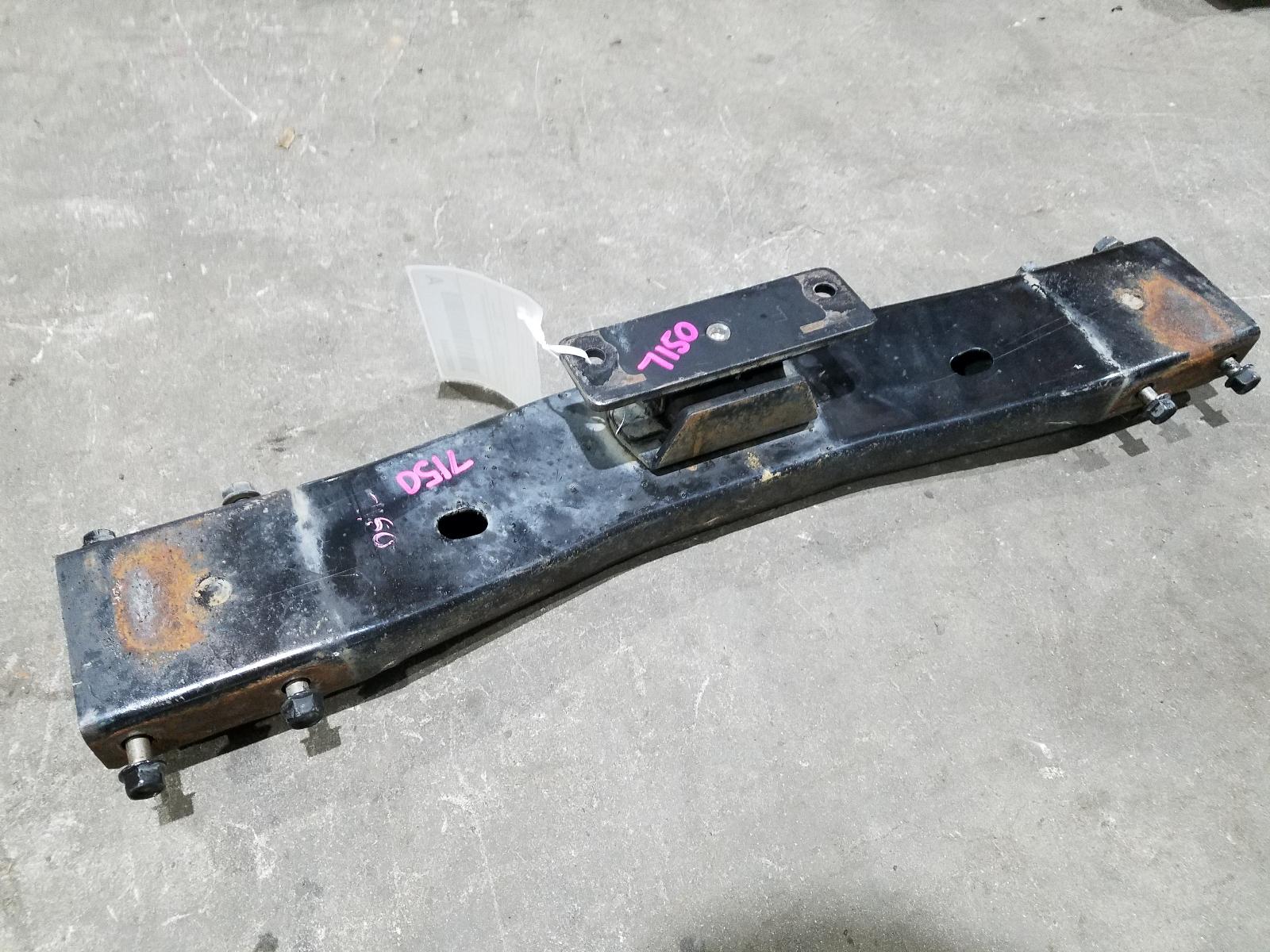 Frt Xmember/Cradle Dmax Isuzu 2012