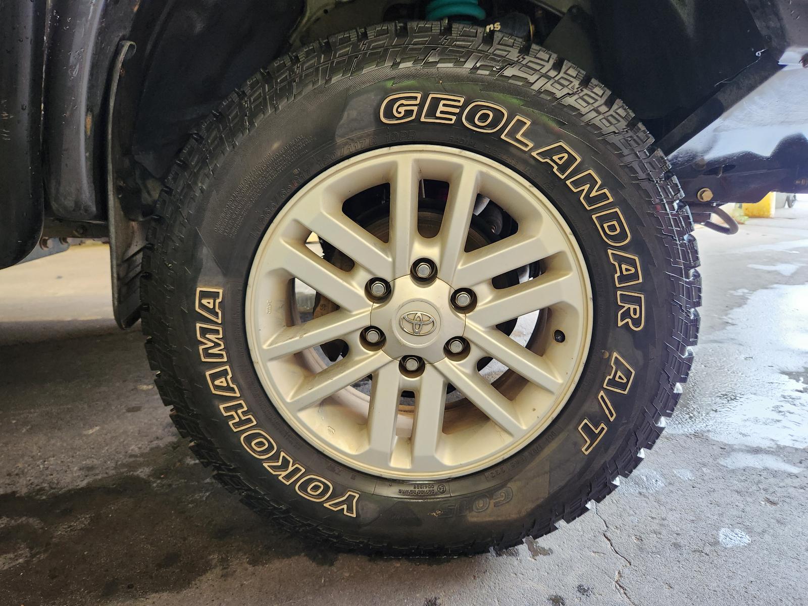 Toyota Hilux 2011 4 Door Utility View Toyota Hilux 2011 4 Door Utility