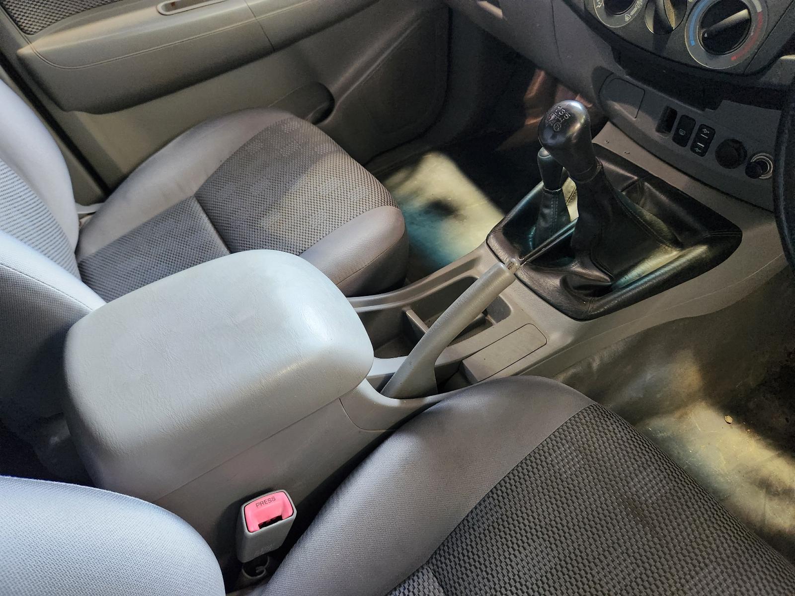 Toyota Hilux 2011 4 Door Utility View Toyota Hilux 2011 4 Door Utility