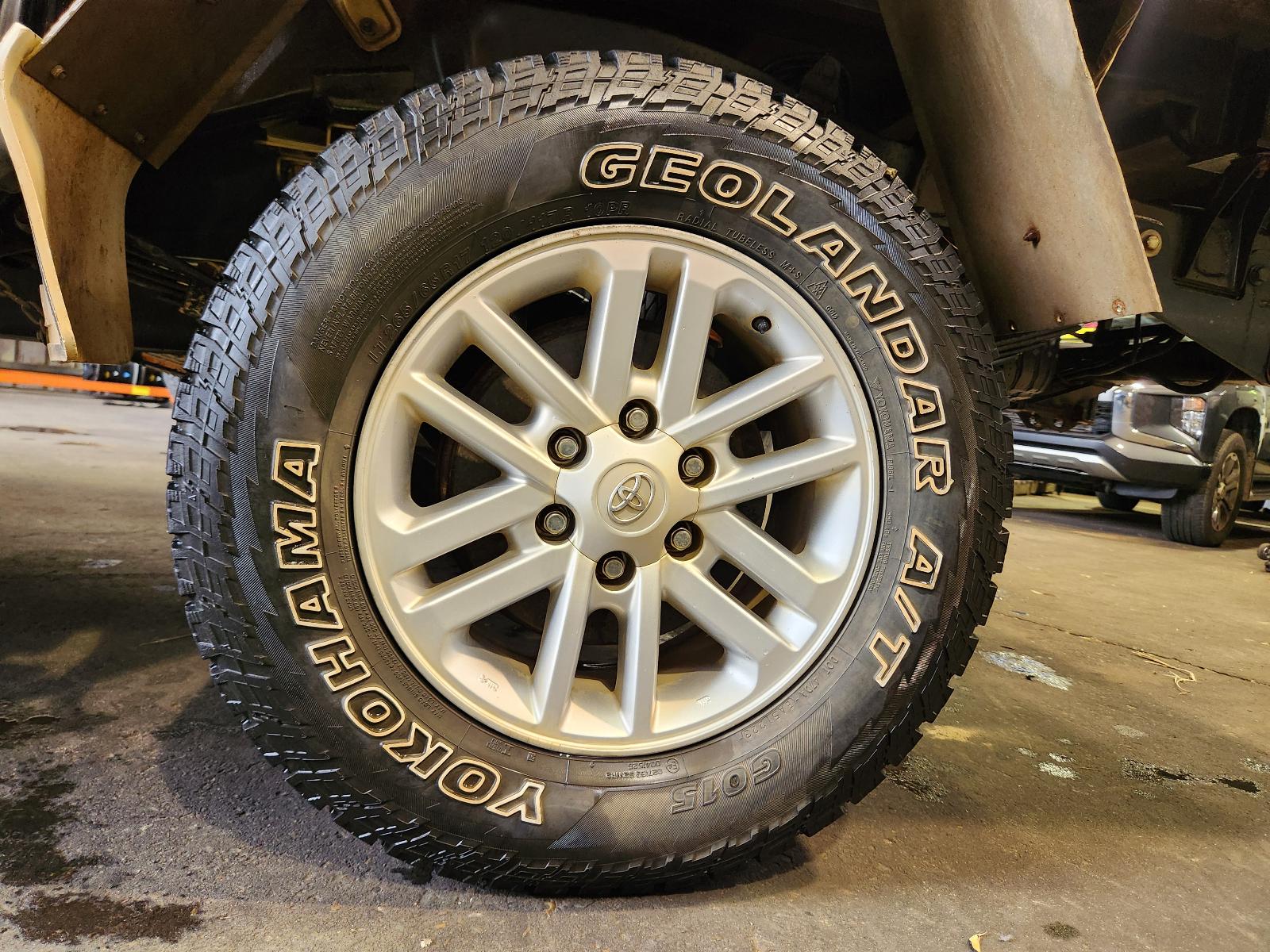 Toyota Hilux 2011 4 Door Utility View Toyota Hilux 2011 4 Door Utility