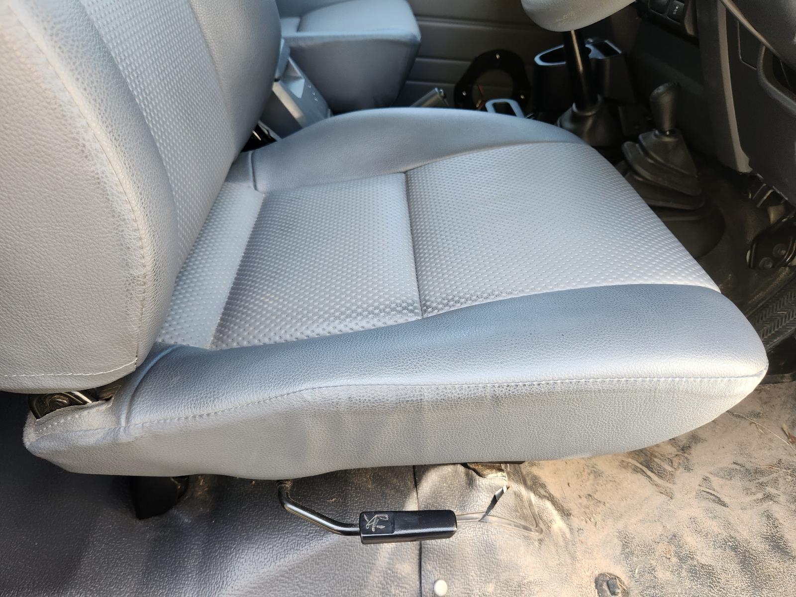 View Toyota Landcruiser 2017 4 Door Station Wagon