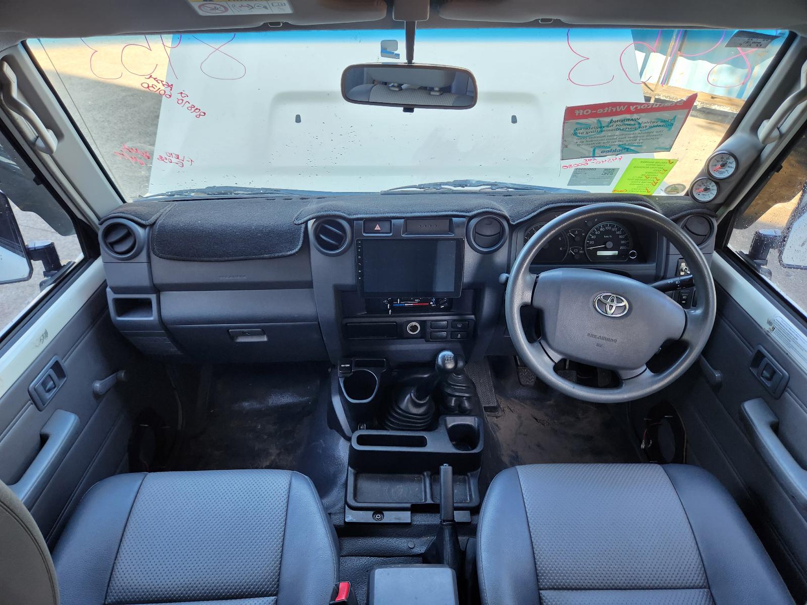 View Toyota Landcruiser 2017 4 Door Station Wagon