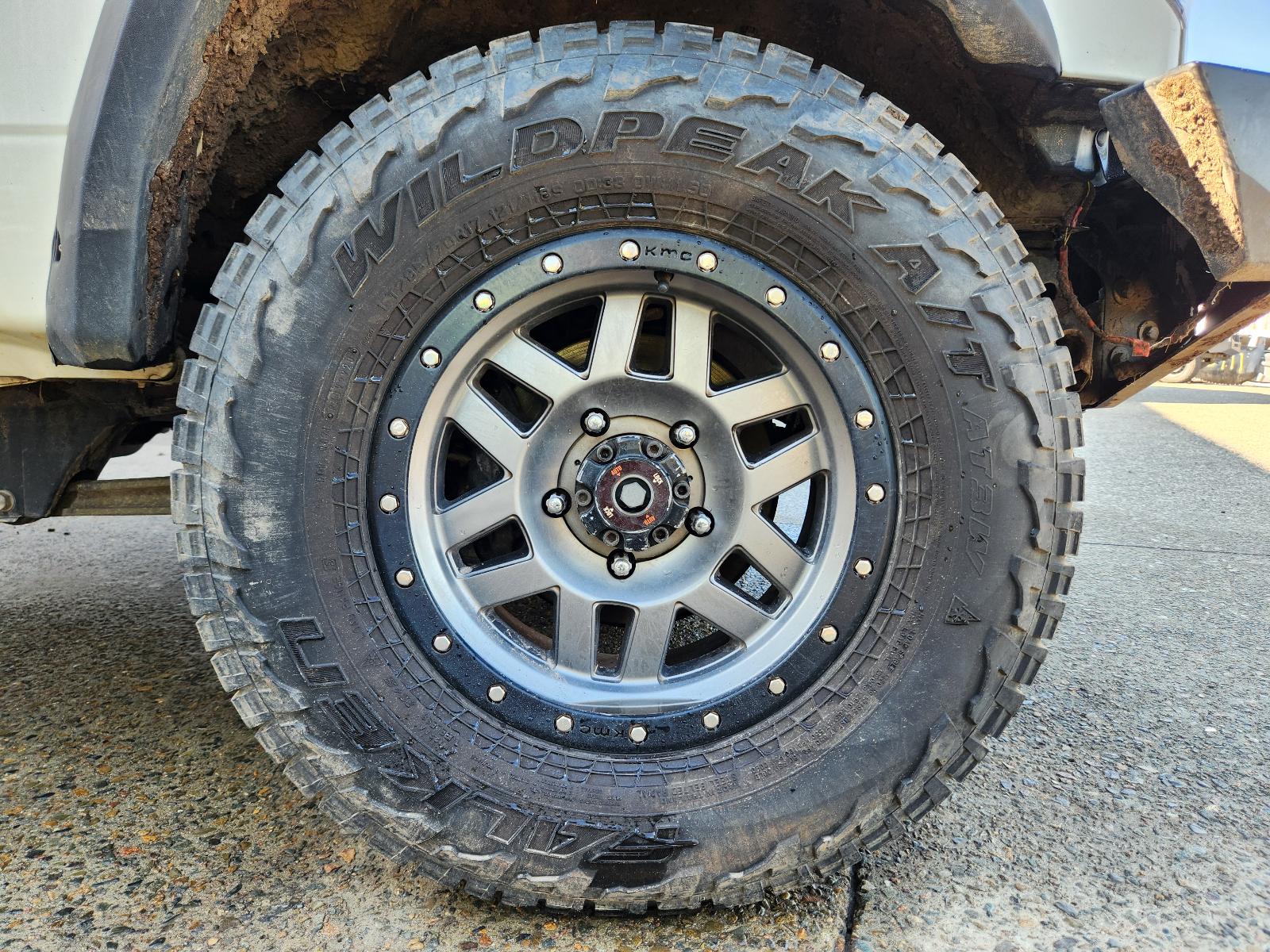 View Toyota Landcruiser 2017 4 Door Station Wagon