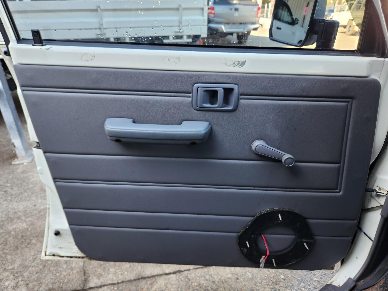 View Toyota Landcruiser 2017 4 Door Station Wagon