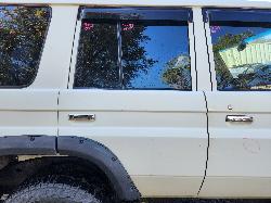 View Toyota Landcruiser 2017 4 Door Station Wagon