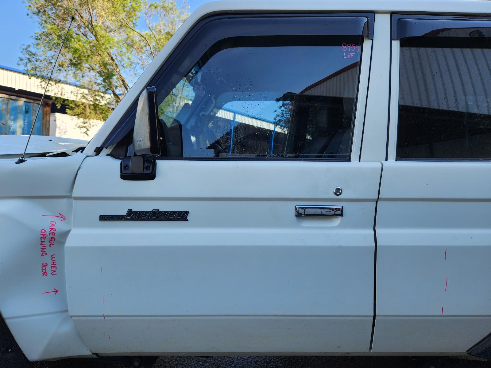 View Toyota Landcruiser 2017 4 Door Station Wagon