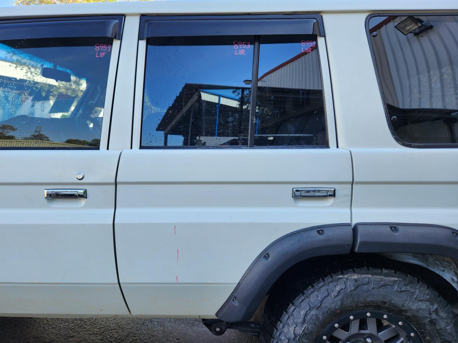 View Toyota Landcruiser 2017 4 Door Station Wagon