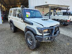 View Toyota Landcruiser 2017 4 Door Station Wagon