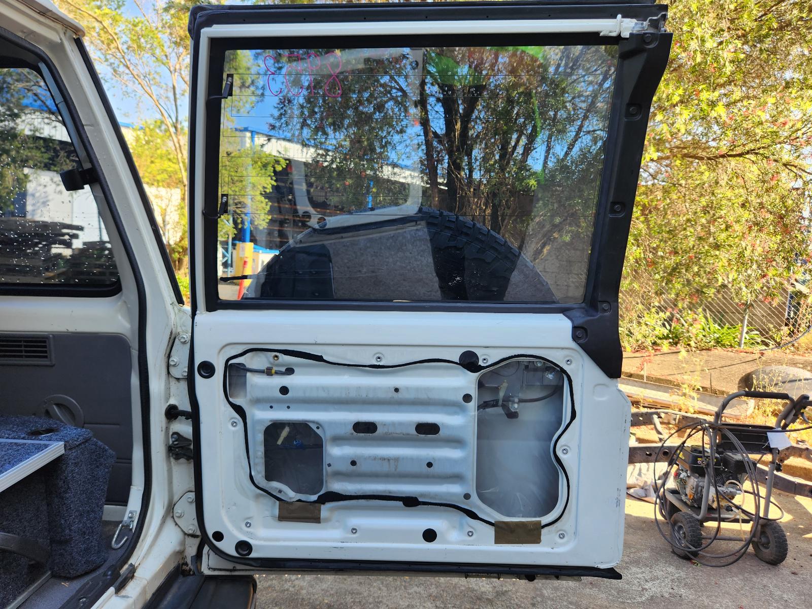 View Toyota Landcruiser 2017 4 Door Station Wagon
